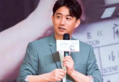 娱乐君吃瓜黄磊微博号,黄磊微博号“娱乐君吃瓜”揭秘娱乐圈幕后故事  第3张