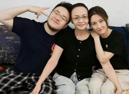 吃瓜直播娱乐八卦,吃瓜直播带你畅游娱乐八卦世界  第2张